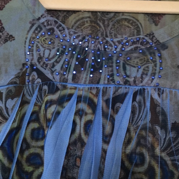 One World embellished top. Beautiful blues and green. Sz M Excellent condition. - Picture 3 of 5